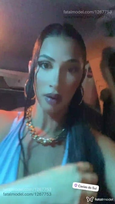 Acompanhante mulher trans morena (o) de olhos pretos em São Leopoldo - Isabela