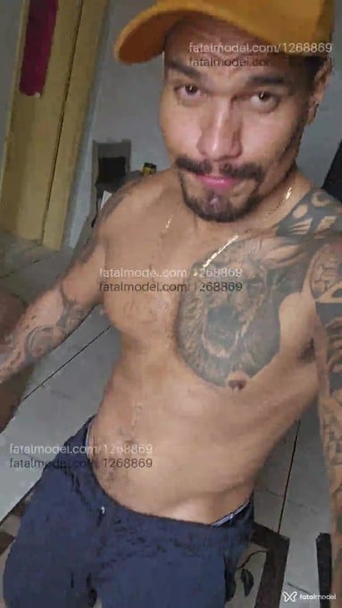 Acompanhante homem morena (o) de olhos castanhos em São Paulo Acompanhante homem morena (o) de olhos castanhos em São Paulo - Marcelo castro