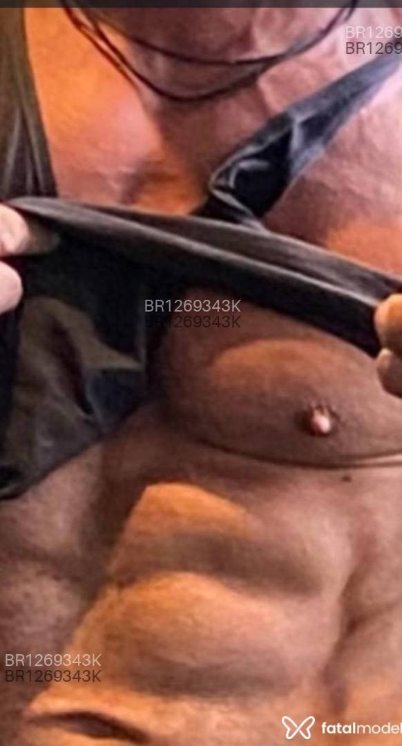 Acompanhante homem com cabelo castanho de olhos mel em João Pessoa Acompanhante homem com cabelo castanho de olhos mel em João Pessoa - Rodrigo Reis