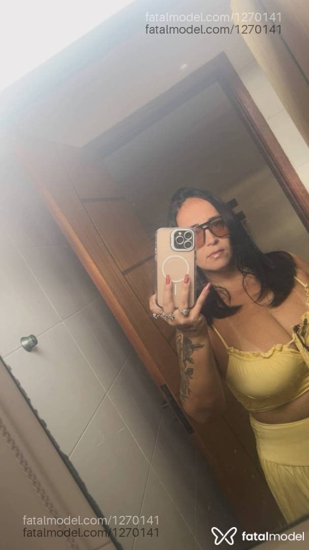 Acompanhante mulher morena (o) de olhos castanhos - Gabriella Brandão