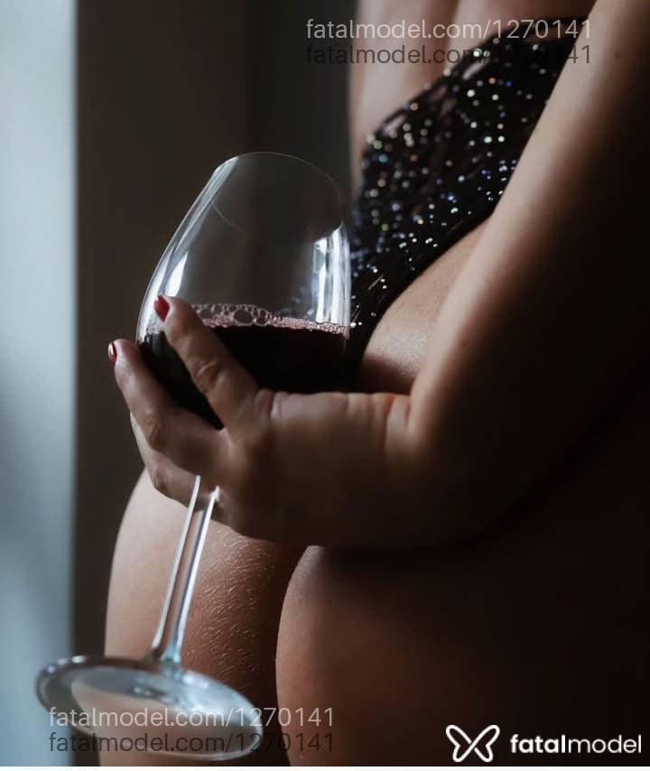 Acompanhante mulher morena (o) de olhos castanhos - Gabriella Brandão