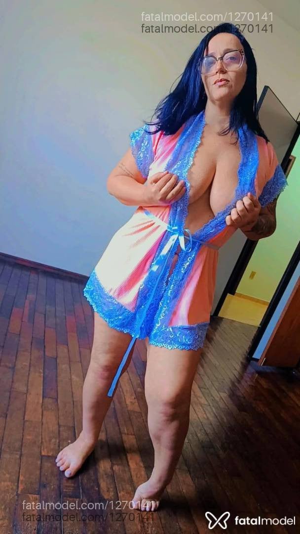 Acompanhante mulher morena (o) de olhos castanhos - Gabriella Brandão