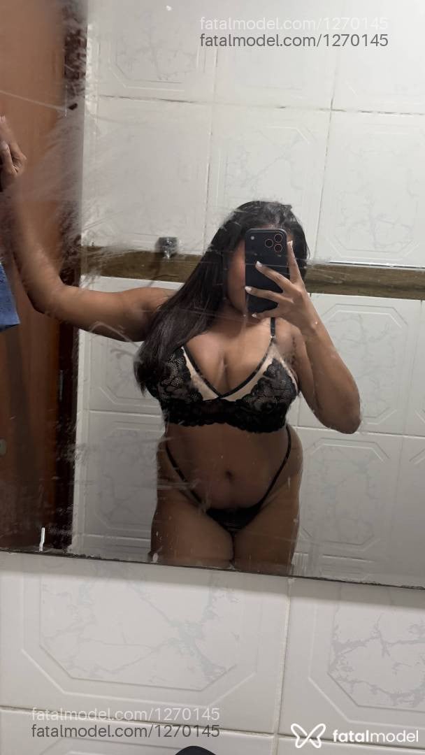 Acompanhante mulher loira (o) de olhos castanhos em Varginha - Cacau