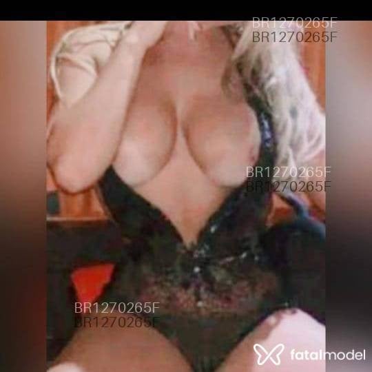 Acompanhante mulher loira (o) de olhos castanhos em Feira de Santana Acompanhante mulher loira (o) de olhos castanhos em Feira de Santana - Samantha Sampaio