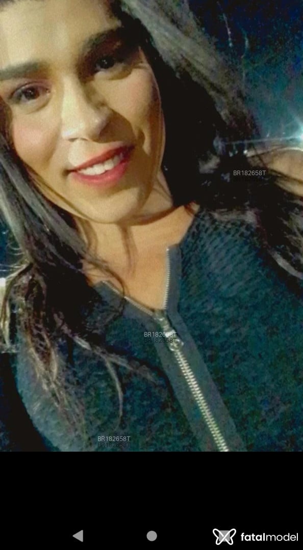 Acompanhante travesti morena (o) de olhos castanhos em Araraquara - HillaryBora