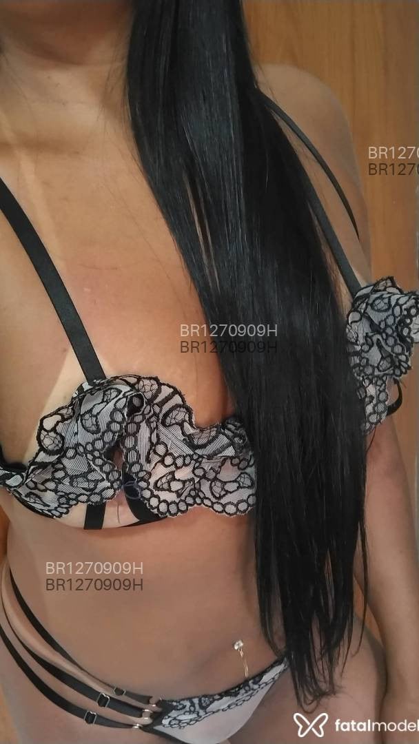 Acompanhante mulher morena (o) de olhos castanhos em Jataí Acompanhante mulher morena (o) de olhos castanhos em Jataí - Marina