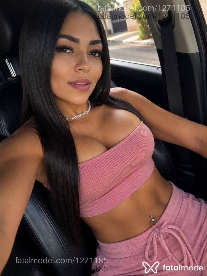 Acompanhante mulher morena (o) de olhos castanhos - Mirella