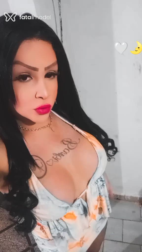 Acompanhante mulher trans morena (o) de olhos castanhos - Gaby Muniz