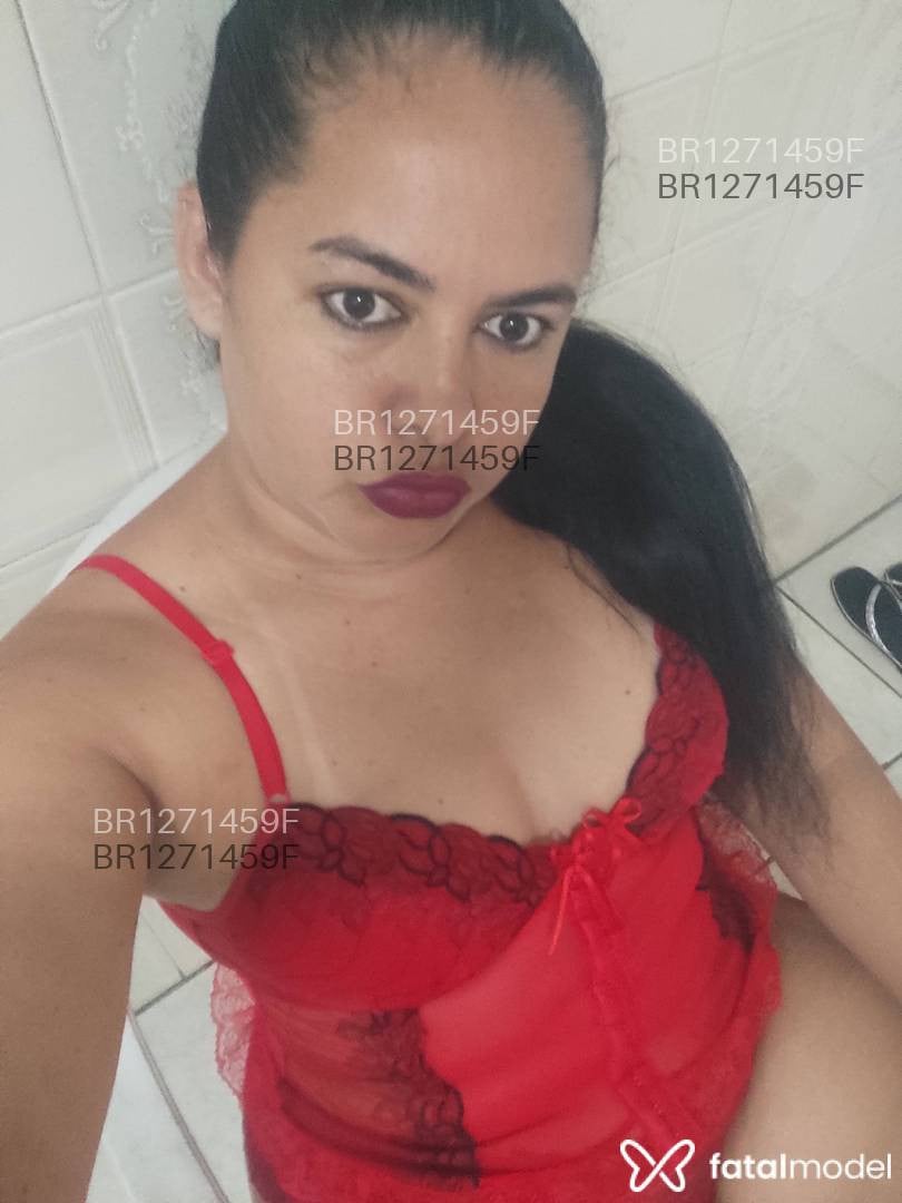 Acompanhante mulher loira (o) de olhos castanhos em Linhares - Isabella fernandes