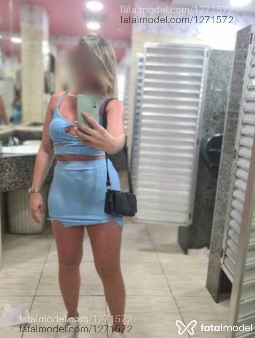 Acompanhante mulher loira (o) de olhos mel em Virtual - Larissa