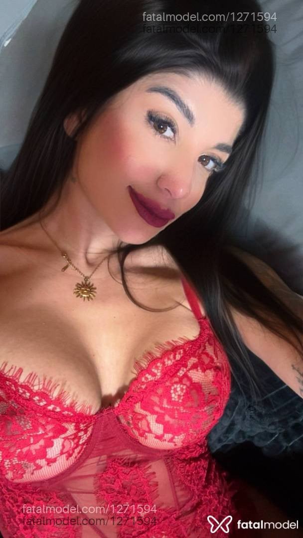 Acompanhante mulher com cabelo castanho de olhos mel em Porto Alegre - Brunatr