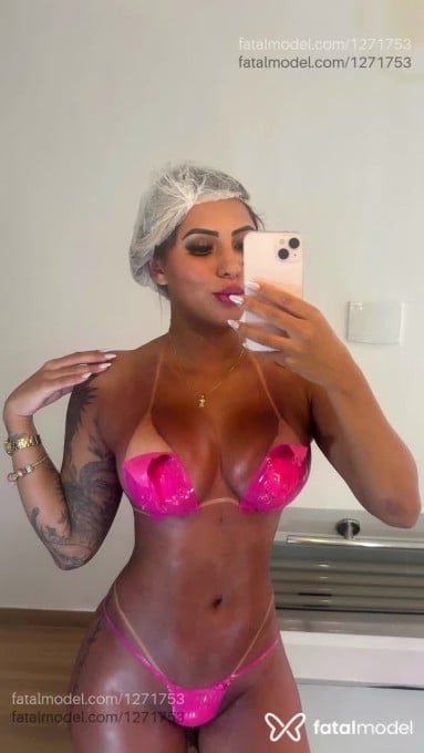 Acompanhante mulher loira (o) de olhos castanhos em São Bento do Sul Acompanhante mulher loira (o) de olhos castanhos em São Bento do Sul - Pietra