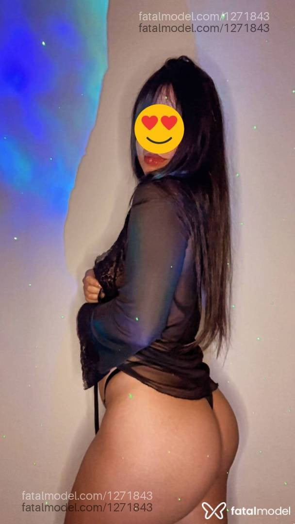 Acompanhante mulher com cabelo castanho de olhos castanhos - Lua Menezes