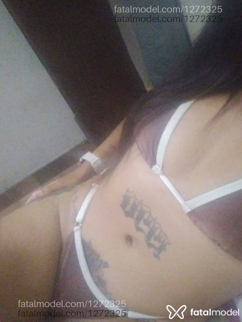 Acompanhante mulher com cabelo castanho de olhos castanhos - Nicolly Monteiro