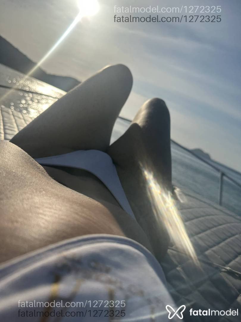 Acompanhante mulher com cabelo castanho de olhos castanhos em João Monlevade - Nicolly Monteiro
