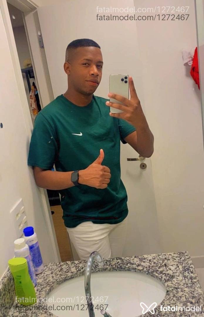 Acompanhante homem morena (o) de olhos pretos - Thiago Andrade