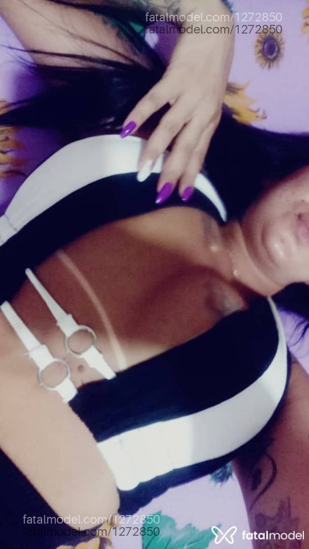 Acompanhante mulher morena (o) de olhos castanhos - Julinha
