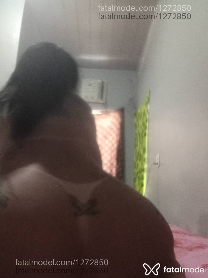 Acompanhante mulher morena (o) de olhos castanhos - Julinha
