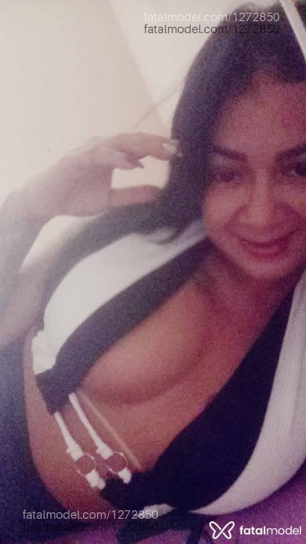 Acompanhante mulher morena (o) de olhos castanhos - Julinha