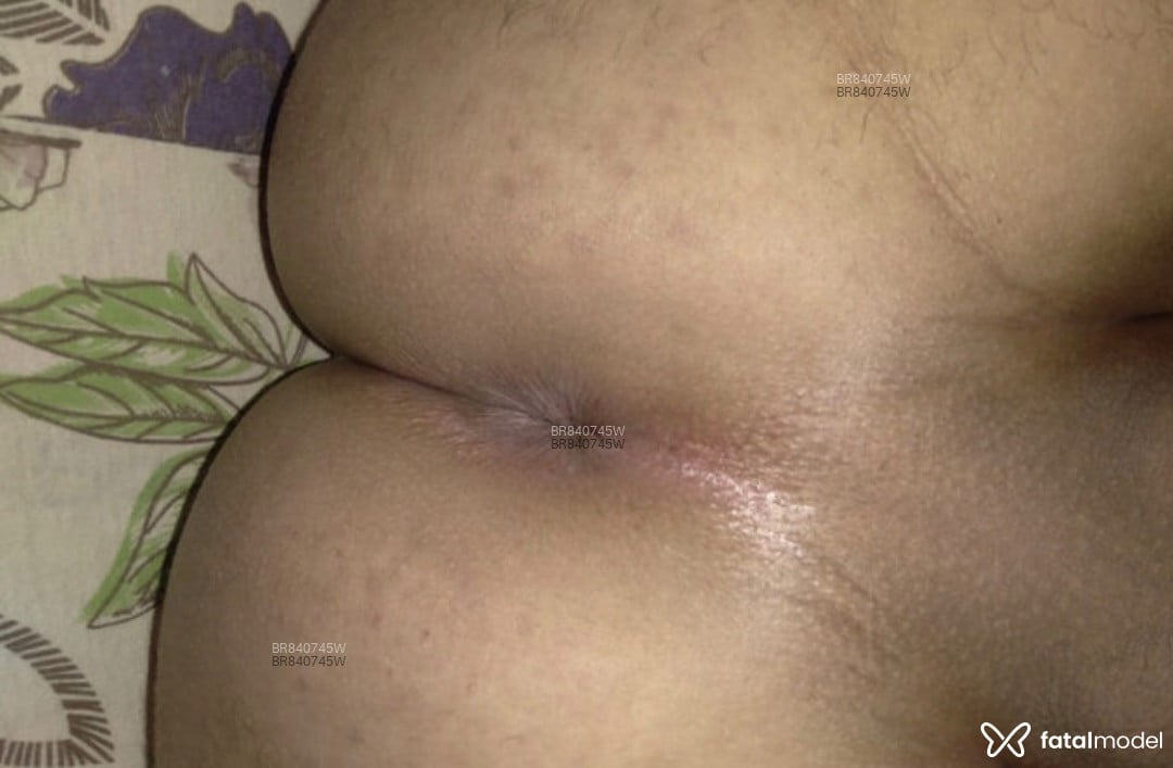 Acompanhante homem morena (o) de olhos pretos - Edu Martins Acompanhante homem morena (o) de olhos pretos - Edu Martins