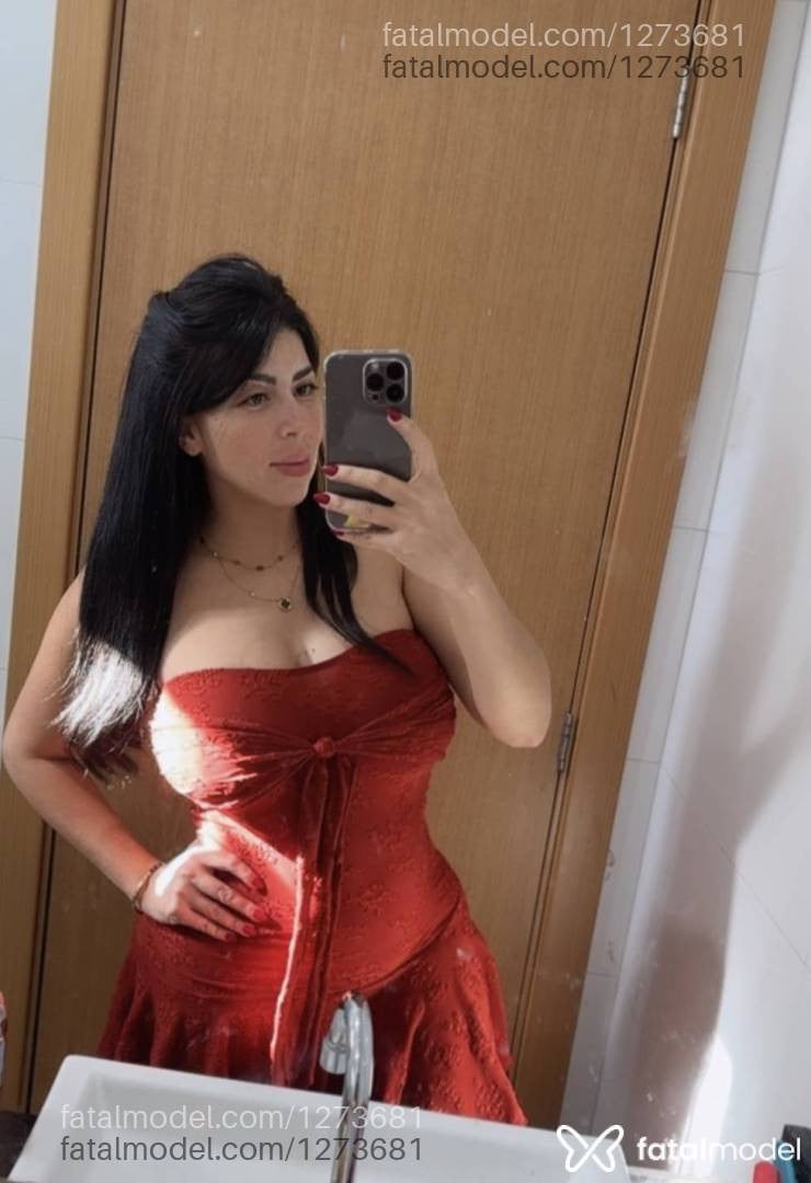 Acompanhante mulher loira (o) de olhos castanhos - Angel Lovatti