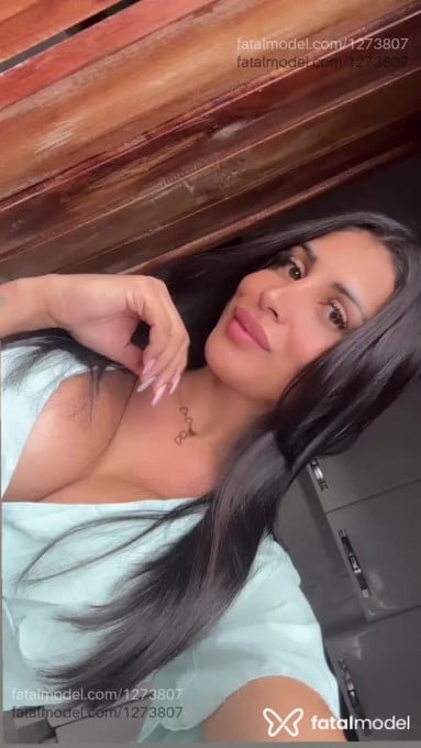 Acompanhante mulher trans com cabelo castanho de olhos castanhos em Vitória da Conquista - Cavalcante