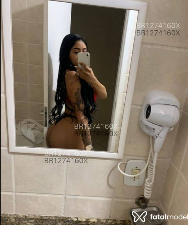 Acompanhante mulher morena (o) de olhos castanhos em Angra dos Reis - Ana Júlia