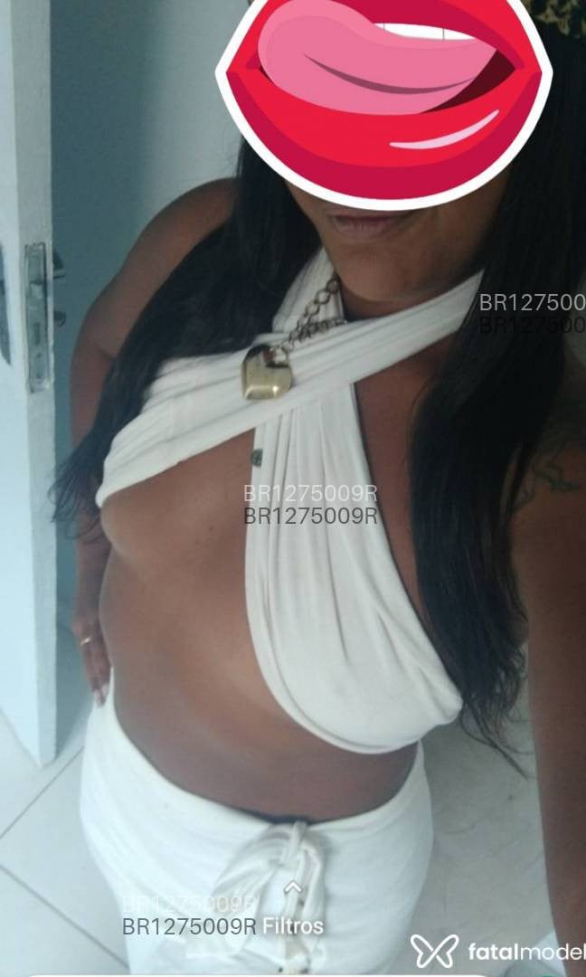 Acompanhante mulher ruiva (o) de olhos castanhos em Santo Antônio de Pádua - Vivi Morena