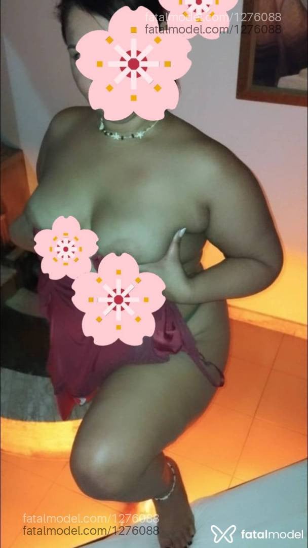 Acompanhante mulher com cabelo castanho de olhos castanhos - Ana Carla