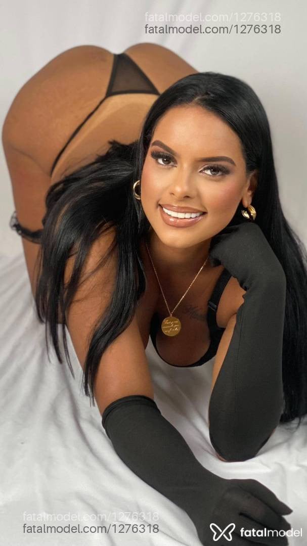 Acompanhante mulher morena (o) de olhos castanhos em Ivaiporã Acompanhante mulher morena (o) de olhos castanhos em Ivaiporã - Caroline Merlo