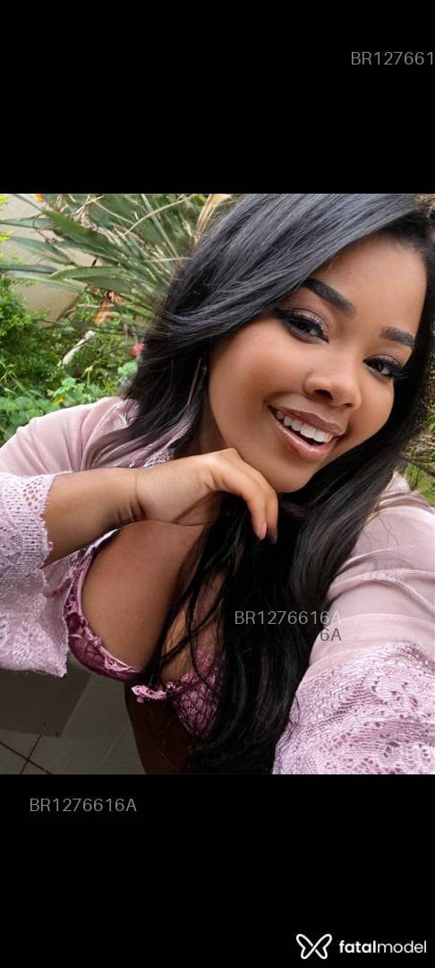 Acompanhante mulher morena (o) de olhos castanhos em Guarapuava - Melissa