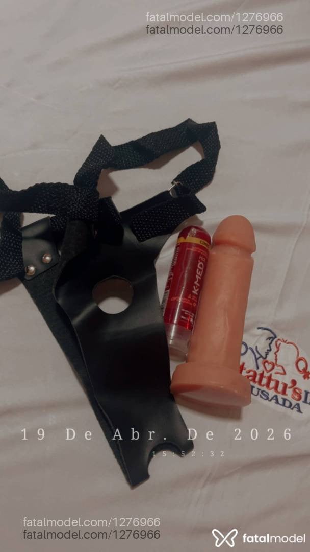 Acompanhante mulher com cabelo castanho de olhos castanhos em Floriano - Melinda maya