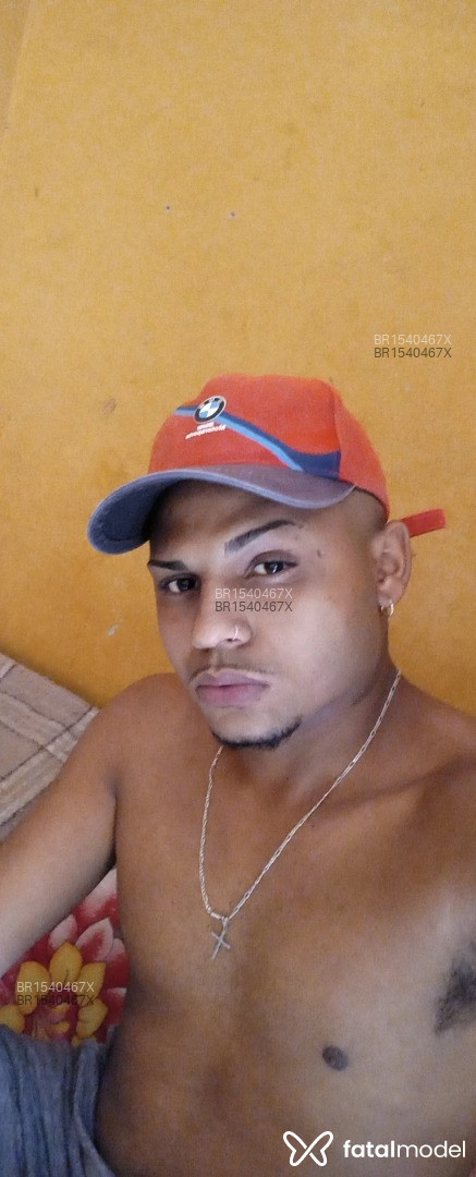 Acompanhante homem morena (o) de olhos castanhos em Belo Horizonte Acompanhante homem morena (o) de olhos castanhos em Belo Horizonte - Pedro