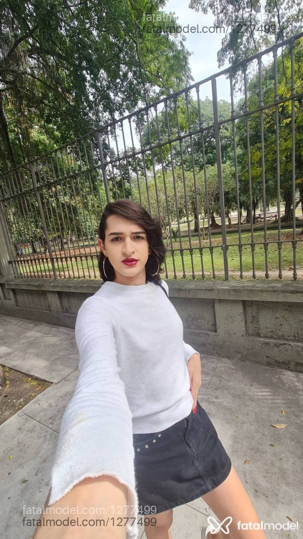 Acompanhante mulher trans morena (o) de olhos pretos - Estefany