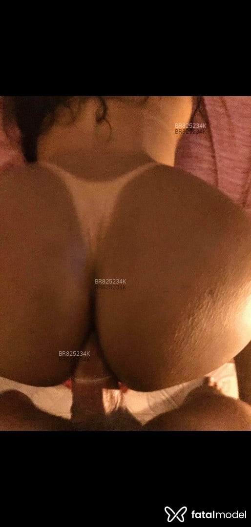 Acompanhante mulher trans morena (o) de olhos pretos em Rio de Janeiro - Camilla Belezinha