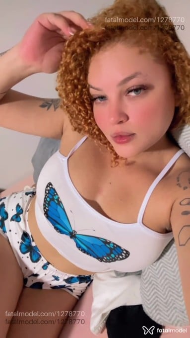 Acompanhante mulher ruiva (o) de olhos verdes em Balneário Camboriú - Stefanny Xavii