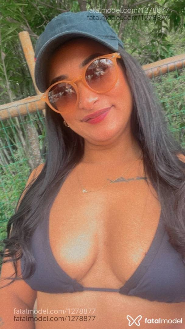 Acompanhante mulher morena (o) de olhos pretos - Nicole Carvalho