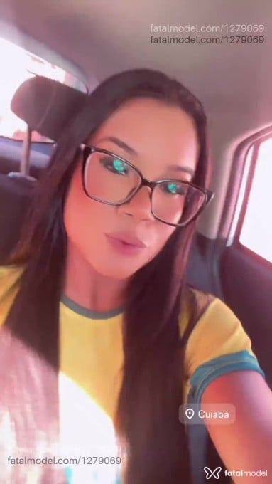 Acompanhante mulher com cabelo castanho de olhos pretos em Cáceres Acompanhante mulher com cabelo castanho de olhos pretos em Cáceres - Mariana Vargas