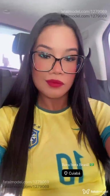 Acompanhante mulher com cabelo castanho de olhos pretos em Cáceres Acompanhante mulher com cabelo castanho de olhos pretos em Cáceres - Mariana Vargas