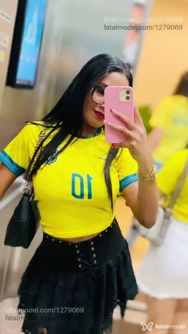 Acompanhante mulher com cabelo castanho de olhos pretos em Cáceres Acompanhante mulher com cabelo castanho de olhos pretos em Cáceres - Mariana Vargas