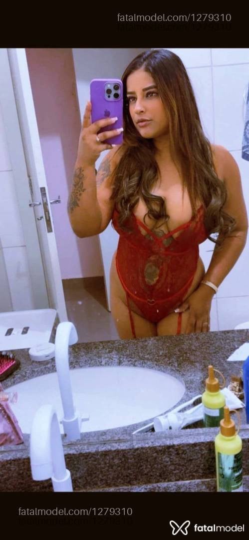 Acompanhante mulher morena (o) de olhos castanhos - Dany Cristina