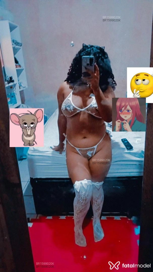 Acompanhante mulher com cabelo castanho de olhos castanhos em Virtual Acompanhante mulher com cabelo castanho de olhos castanhos em Virtual - ViviSapeca