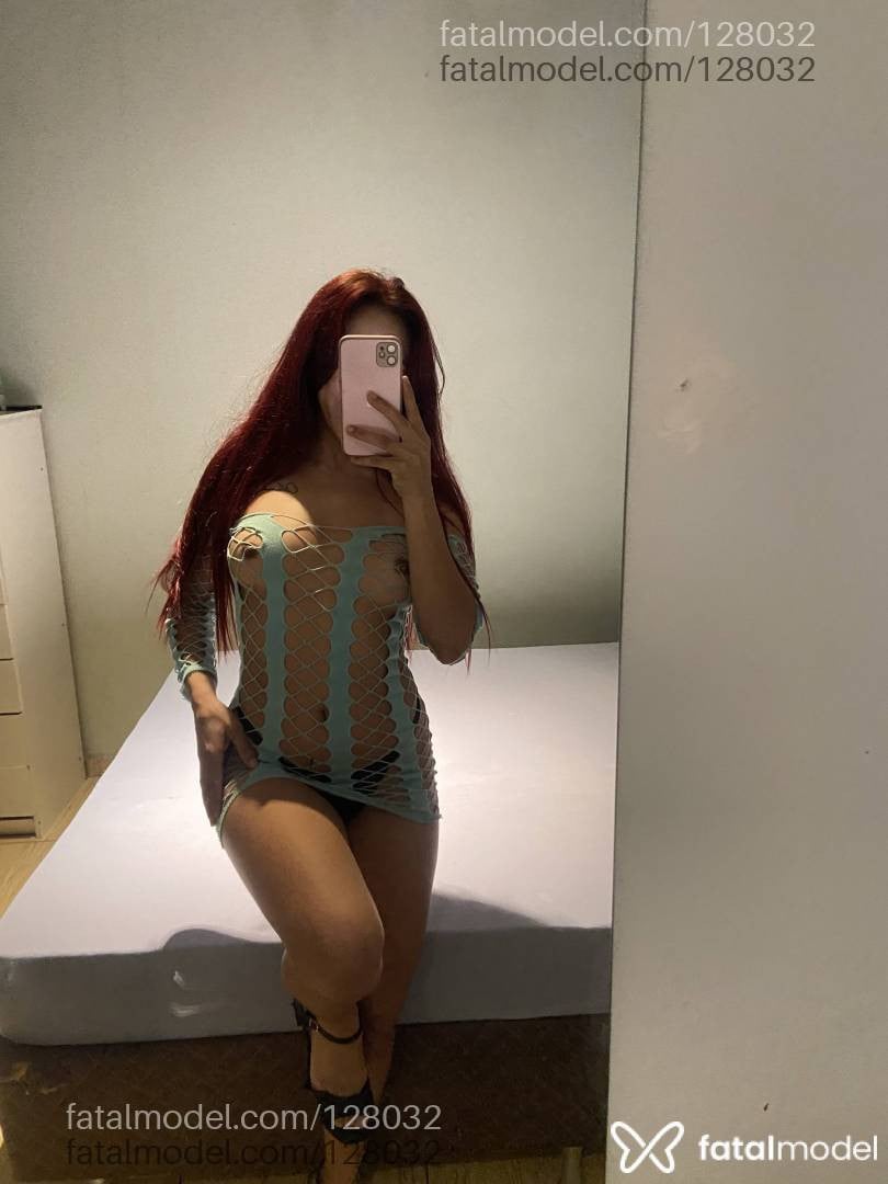 Acompanhante mulher ruiva (o) de olhos castanhos - Yasmin campus