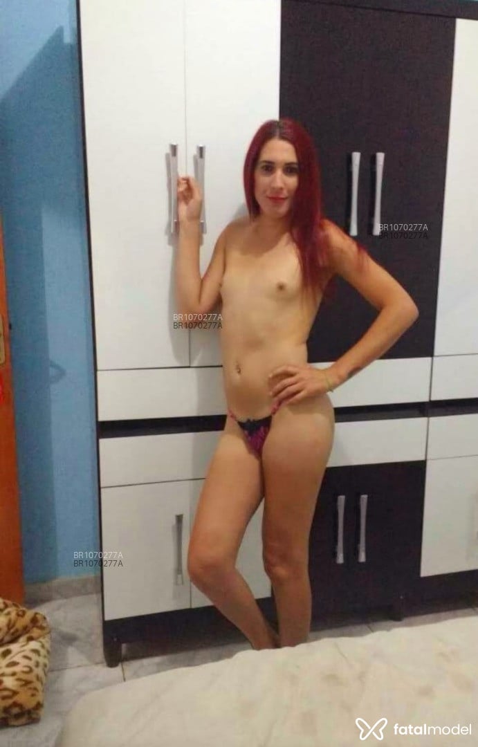 Acompanhante não-binário ruiva (o) de olhos castanhos em Jaboticabal - Suzy Macaltty