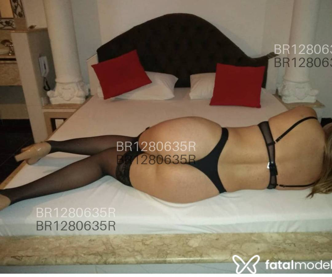 Acompanhante mulher loira (o) de olhos castanhos em Resende - Raquel