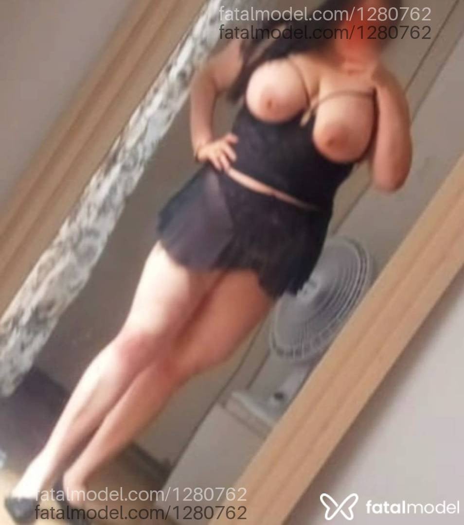 Acompanhante mulher com cabelo castanho de olhos castanhos - Valentina Duquette