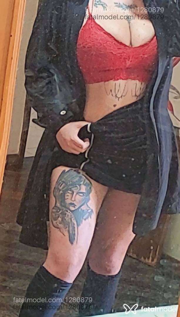Acompanhante mulher trans loira (o) de olhos mel - Rubysafadinha