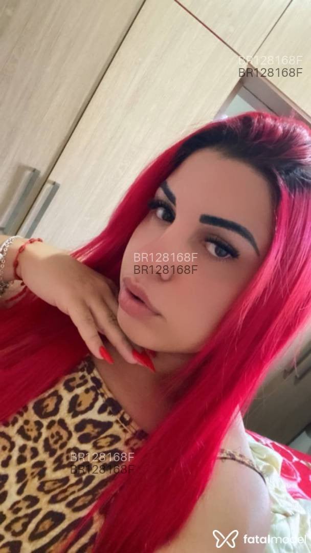 Acompanhante homem trans ruiva (o) de olhos castanhos em Campo Verde - Deborah