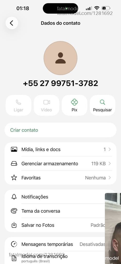 Acompanhante mulher morena (o) de olhos mel - Dani