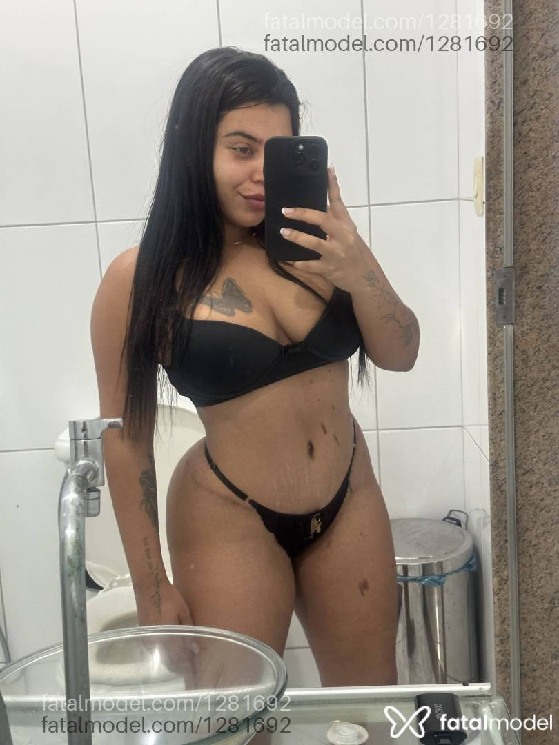 Acompanhante mulher morena (o) de olhos mel - Dani